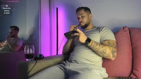 Snapshot of nicholassx chatting on March 8, 2026, 5:39 pm Nicholassx online show from March 8, 2026, 5:39 pm