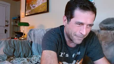 Snapshot of nichous77 chatting on December 12, 2024, 12:59 am Nick online show from December 12, 2024, 12:59 am