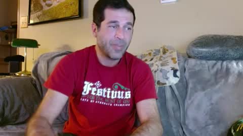 Snapshot of nichous77 chatting on December 13, 2024, 12:20 am Nick online show from December 13, 2024, 12:20 am