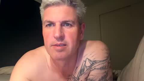 nick578320 online show from April 29, 2026, 2:32 pm