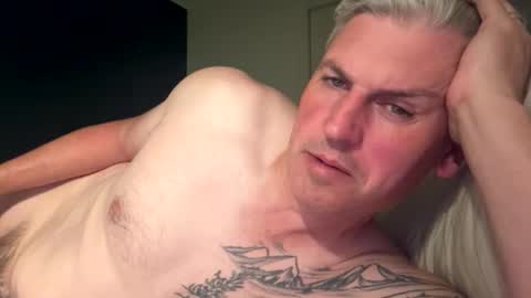 nick578320 online show from April 29, 2026, 5:52 pm