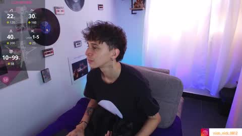 Snapshot of nick_bangover chatting on September 22, 2025, 6:32 pm Nico online show from September 22, 2025, 6:32 pm