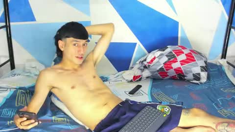 Snapshot of nick_damon chatting on May 5, 2026, 5:04 am Nick online show from May 5, 2026, 5:04 am