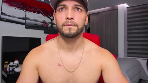 Snapshot of nick_klaus chatting on January 15, 2025, 11:40 pm Nick Klaus online show from January 15, 2025, 11:40 pm