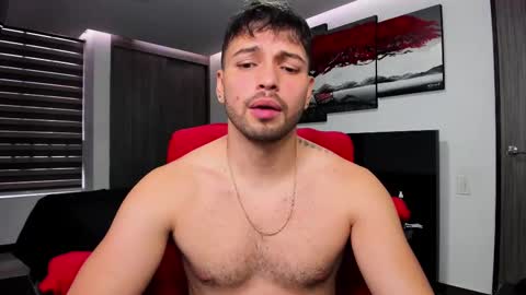 Snapshot of nick_klaus chatting on February 18, 2025, 10:36 pm Nick Klaus online show from February 18, 2025, 10:36 pm