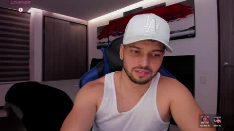 Snapshot of nick_klaus chatting on May 22, 2026, 12:07 am Nick Klaus online show from May 22, 2026, 12:07 am