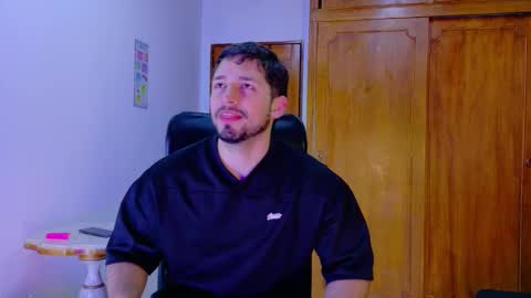 Snapshot of nick_moss_ chatting on March 22, 2026, 10:40 am nick_moss_ online show from March 22, 2026, 10:40 am