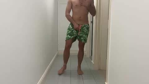 nick_throw_ online show from October 3, 2025, 9:39 am