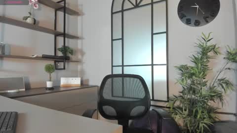 Snapshot of nick_torn chatting on September 19, 2025, 12:50 pm Nick  online show from September 19, 2025, 12:50 pm