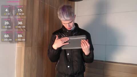 Snapshot of nick_torn chatting on October 24, 2025, 11:50 am Nick  online show from October 24, 2025, 11:50 am