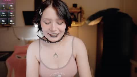 nickari_x online show from June 25, 2026, 5:56 am