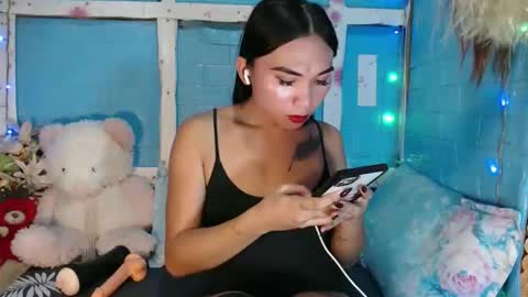 nickha_bryanah online show from September 17, 2025, 2:19 pm