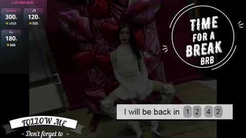 Nickie online show from December 2, 2024, 8:19 am
