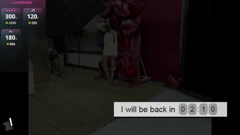 Nickie online show from January 3, 2025, 1:58 pm
