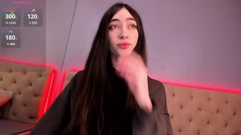 Nickie online show from February 1, 2025, 7:26 am