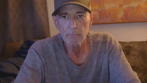 nickincali online show from January 19, 2026, 3:43 am