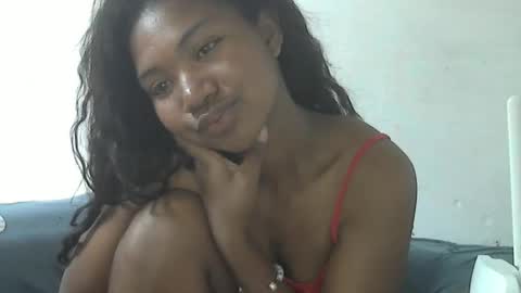 nickiqqyuu online show from May 14, 2026, 11:55 pm