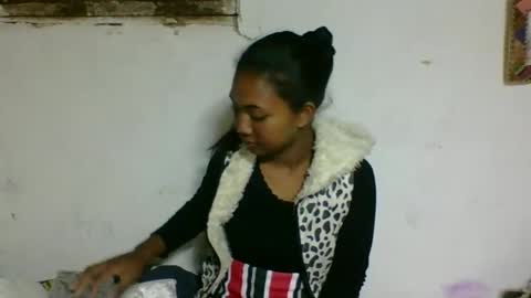nickiqqyuu online show from June 25, 2026, 12:21 am