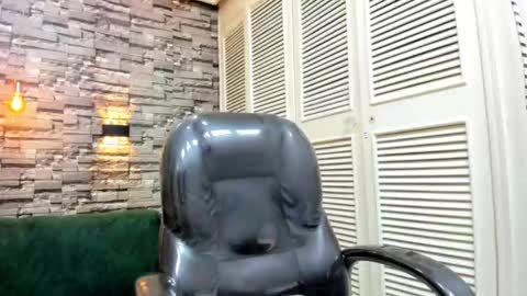Nickk Wolff online show from September 12, 2025, 10:10 pm