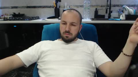 Julian online show from March 24, 2026, 9:31 pm