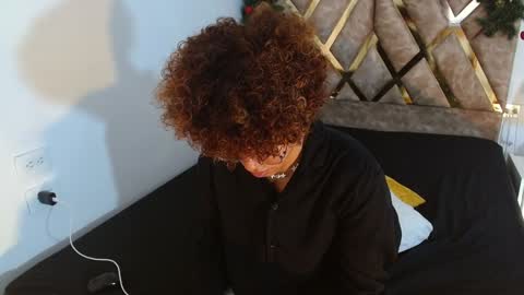 Nickolas Muoz online show from December 18, 2024, 6:57 pm