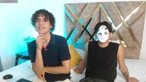 Nickolas Muoz online show from March 8, 2025, 1:39 am