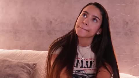 nicky and blake online show from September 12, 2025, 5:46 pm