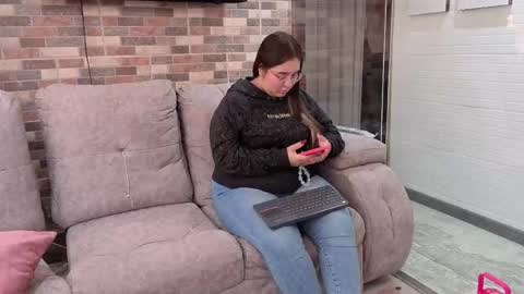 nicky_as online show from May 12, 2026, 1:30 pm