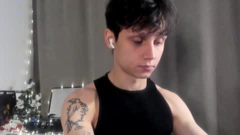 Snapshot of nicky_neal chatting on December 29, 2024, 7:43 pm Nicky Neal online show from December 29, 2024, 7:43 pm