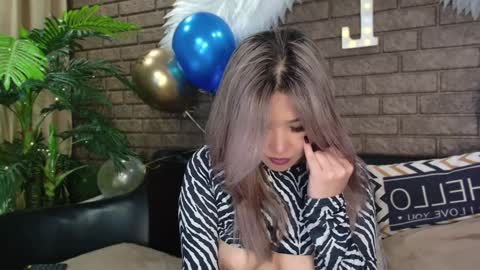 Snapshot of nicky_owl chatting on December 5, 2024, 4:44 pm Today is my 41st birthday And in 2 hours Im waiting for you on the stream Stock up on tokens and a good mood Nicky online show from December 5, 2024, 4:44 pm