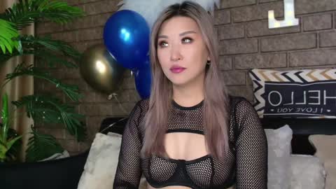 Snapshot of nicky_owl chatting on December 12, 2024, 11:18 am Today is my 41st birthday And in 2 hours Im waiting for you on the stream Stock up on tokens and a good mood Nicky online show from December 12, 2024, 11:18 am