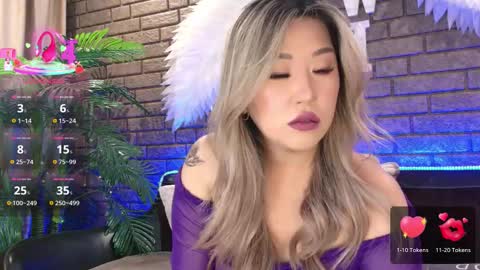 Snapshot of nicky_owl chatting on October 2, 2025, 11:17 am Today is my 41st birthday And in 2 hours Im waiting for you on the stream Stock up on tokens and a good mood Nicky online show from October 2, 2025, 11:17 am