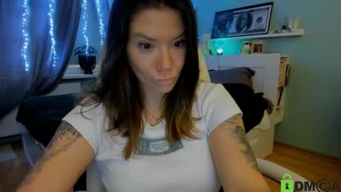 NickyBlein online show from December 10, 2024, 7:16 am