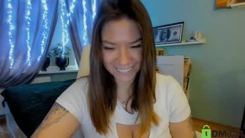 NickyBlein online show from December 17, 2024, 7:29 am