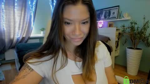 NickyBlein online show from February 28, 2025, 8:20 am