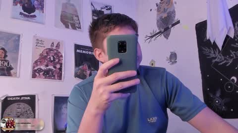 Snapshot of nico_bulge chatting on January 3, 2025, 2:21 am Nicols online show from January 3, 2025, 2:21 am