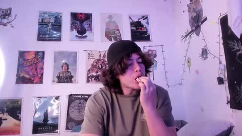 Snapshot of nico_bulge chatting on September 22, 2025, 12:56 am Nicols online show from September 22, 2025, 12:56 am