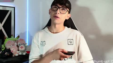 Snapshot of nico_cruz chatting on December 2, 2024, 8:11 pm nico online show from December 2, 2024, 8:11 pm