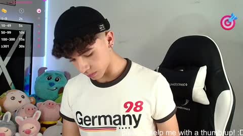 Snapshot of nico_cruz chatting on December 26, 2024, 7:35 am nico online show from December 26, 2024, 7:35 am