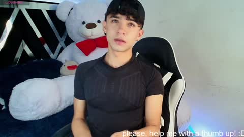 Snapshot of nico_cruz chatting on February 7, 2025, 7:07 am nico online show from February 7, 2025, 7:07 am