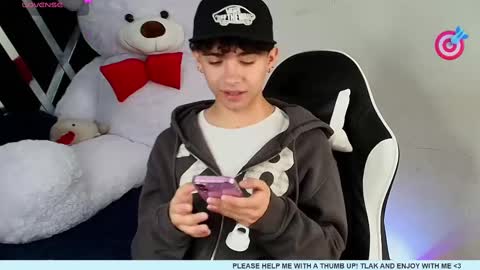 Snapshot of nico_cruz chatting on February 9, 2025, 9:16 am nico online show from February 9, 2025, 9:16 am