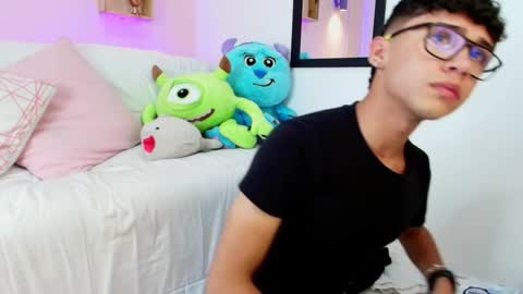 Snapshot of nico_cruz chatting on March 1, 2025, 4:47 am nico online show from March 1, 2025, 4:47 am