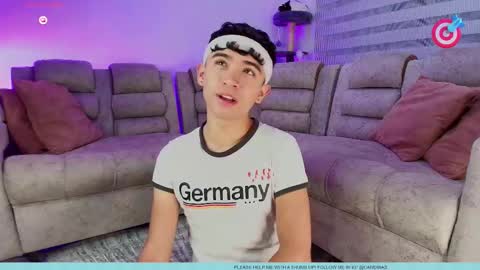 Snapshot of nico_cruz chatting on October 10, 2025, 10:53 pm nico online show from October 10, 2025, 10:53 pm