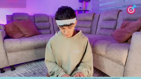 Snapshot of nico_cruz chatting on October 27, 2025, 10:36 pm nico online show from October 27, 2025, 10:36 pm