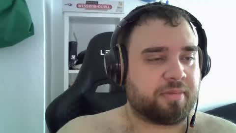 Snapshot of nico_theplayer chatting on October 1, 2025, 3:40 pm Nico Fastest Rapper on chaturbate online show from October 1, 2025, 3:40 pm