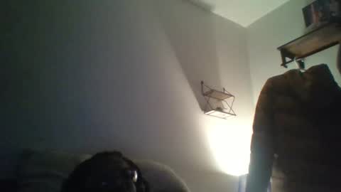 dickson85 online show from April 11, 2026, 6:18 am