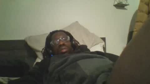 dickson85 online show from April 11, 2026, 9:46 am