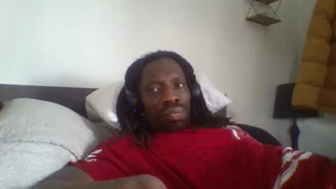 dickson85 online show from April 12, 2026, 2:11 pm