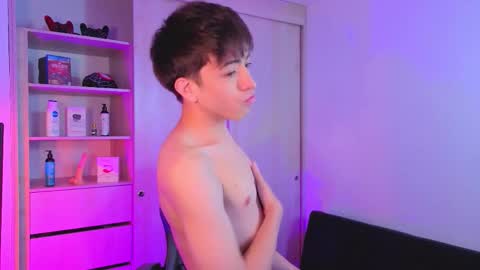 Nicolas online show from September 17, 2025, 8:10 pm