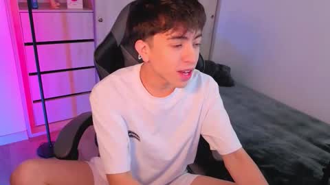 Nicolas online show from September 23, 2025, 7:06 pm